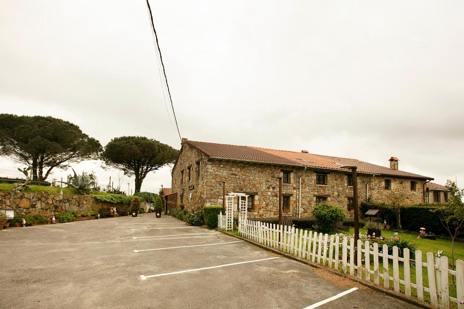 Posada La Herradura Liermo ภายนอก รูปภาพ